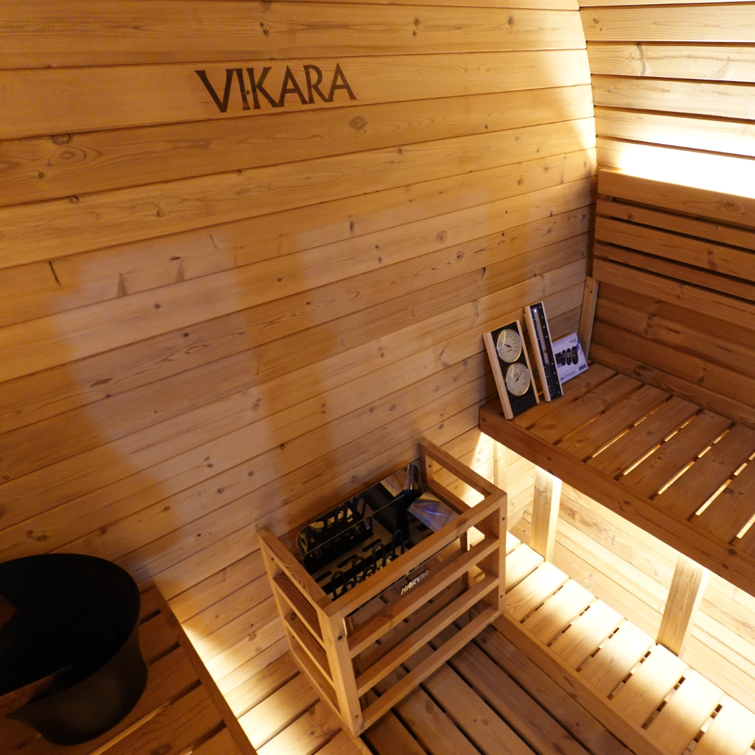 EPOCH 4 - 4 PERSON OUTDOOR TRADITIONAL SAUNA