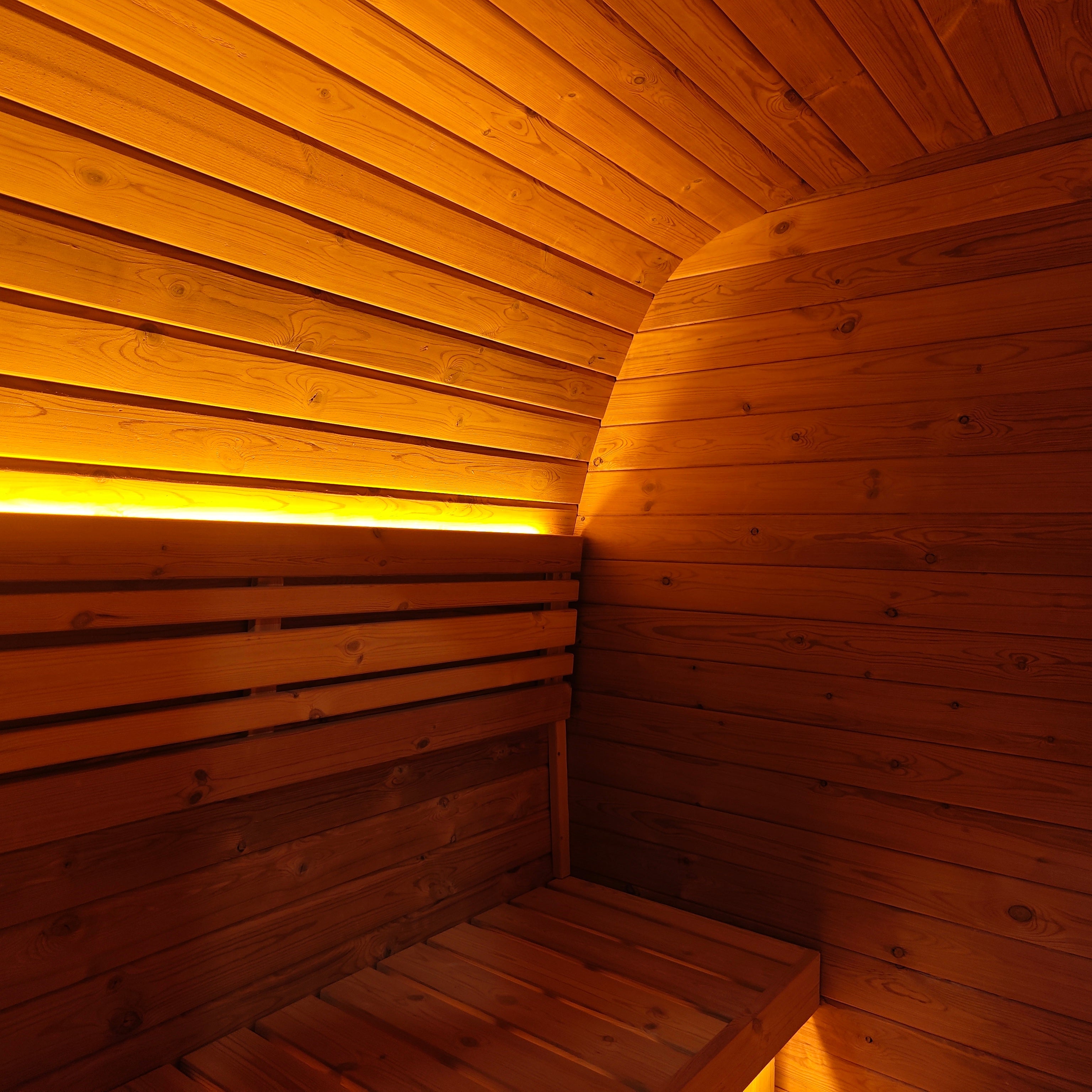 EPOCH 4 - 4 Person Outdoor Traditional Sauna