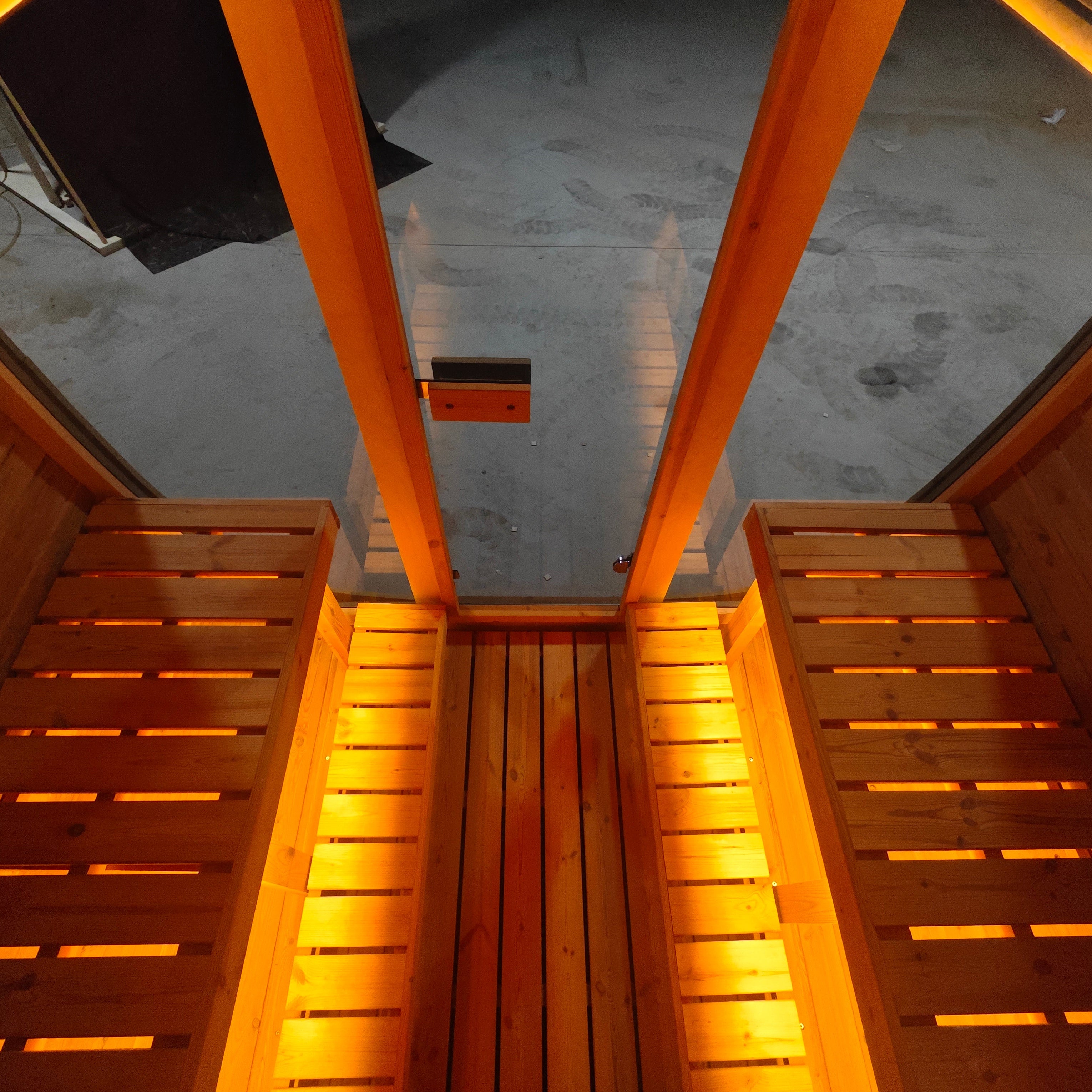 EPOCH 4 - 4 Person Outdoor Traditional Sauna