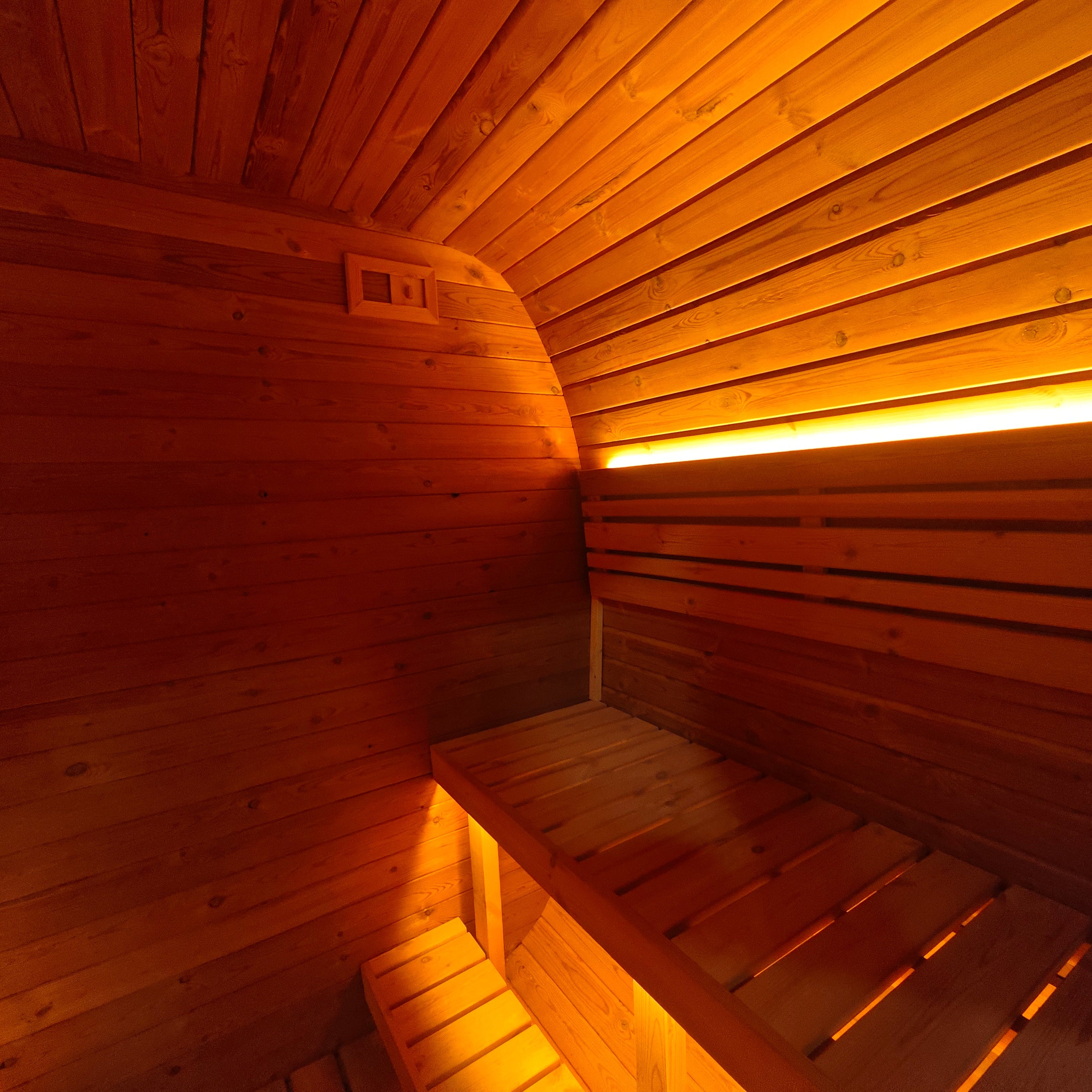 EPOCH 4 - 4 Person Outdoor Traditional Sauna