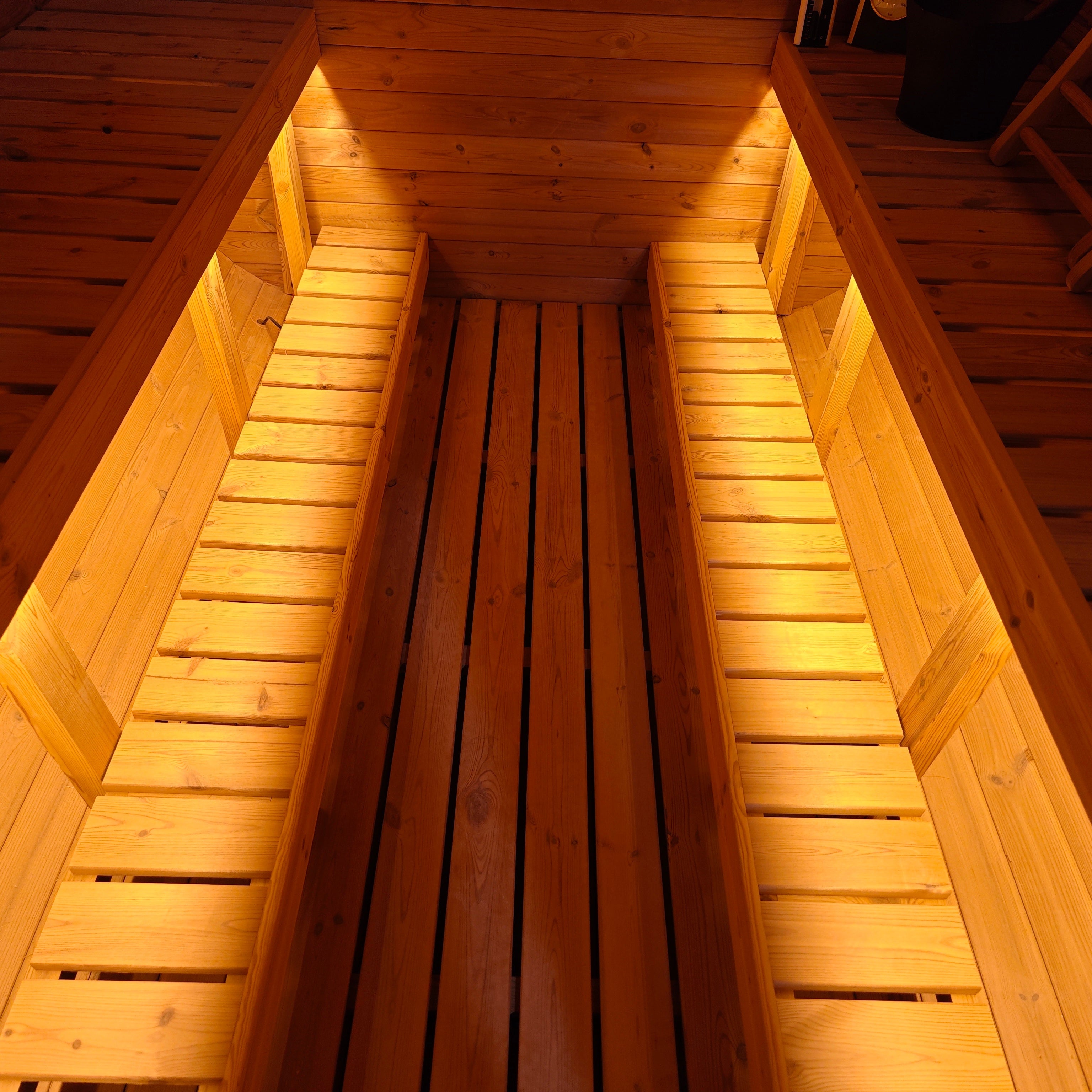 EPOCH 8 - 8 Person Outdoor Traditional Sauna