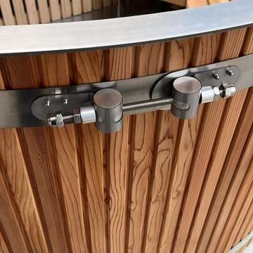 EMBER - 5 PERSON WOODFIRED HOT TUB